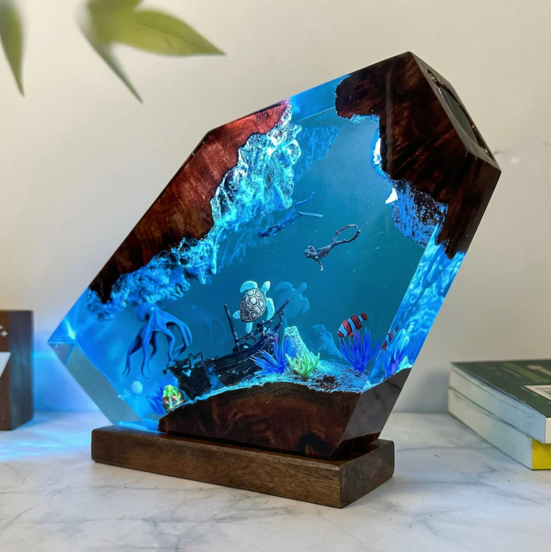 Octopus, Turtle and Divers Resin Lamp - PRE SALES ONLY SHIPPING WILL TAKE 2-3 MONTHS
