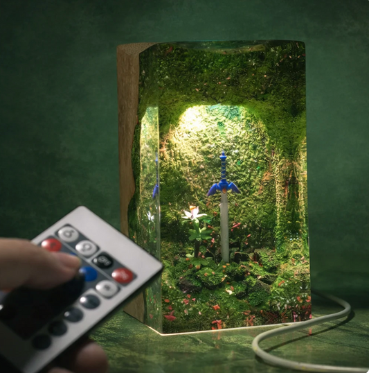 Zelda Lamp - PRE SALES ONLY SHIPPING WILL TAKE 2-3 MONTHS