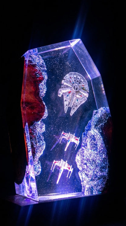 Millennium Falcon Lamp
